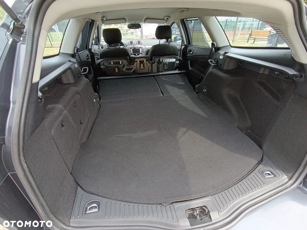 Ford Mondeo 2.0 TDCi Titanium X - 11