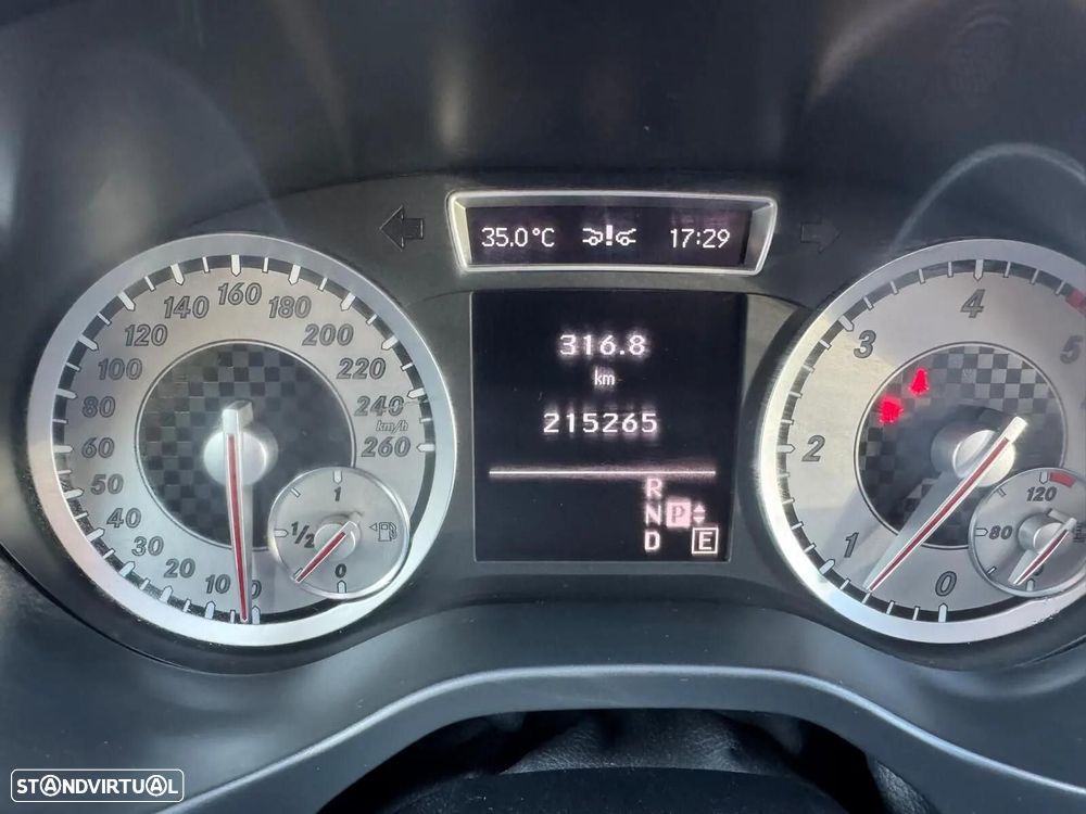 Mercedes-Benz A 220 - 24
