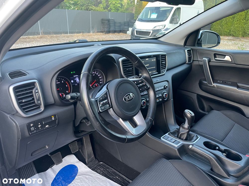Kia Sportage 1.6 CRDI 2WD SPIRIT - 26
