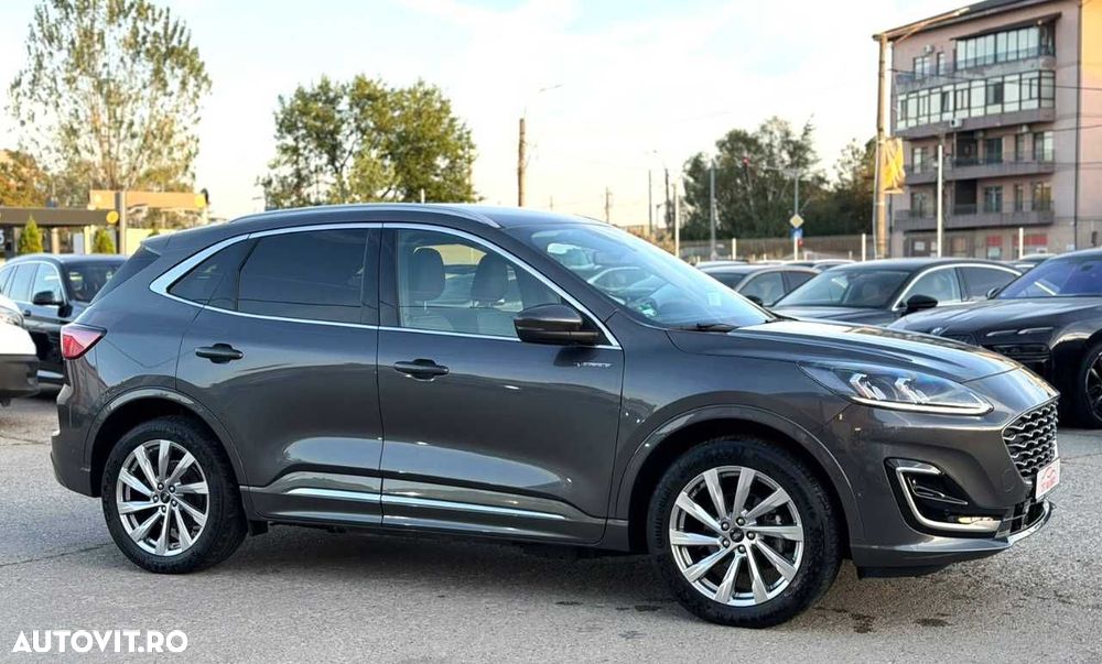 Ford Kuga - 12