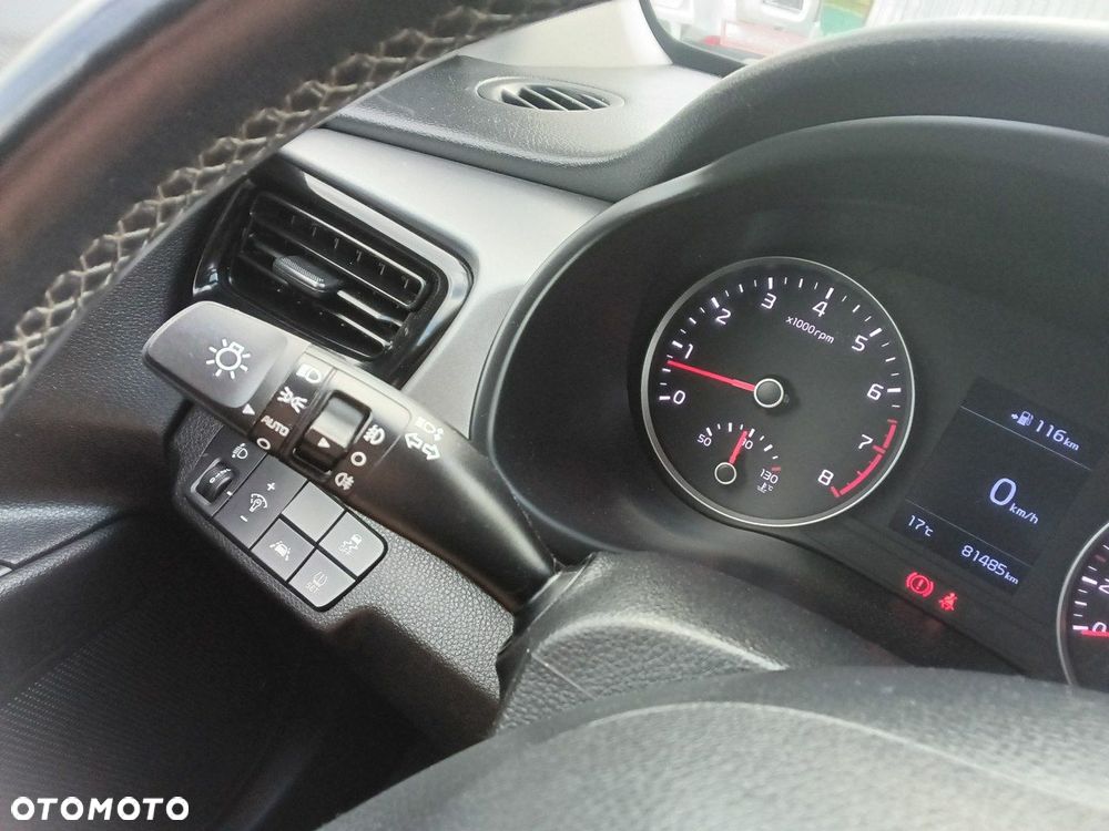 Kia Rio - 30
