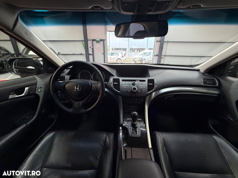 Honda Accord 2.2 i-DTEC AT Executive Navi - 14