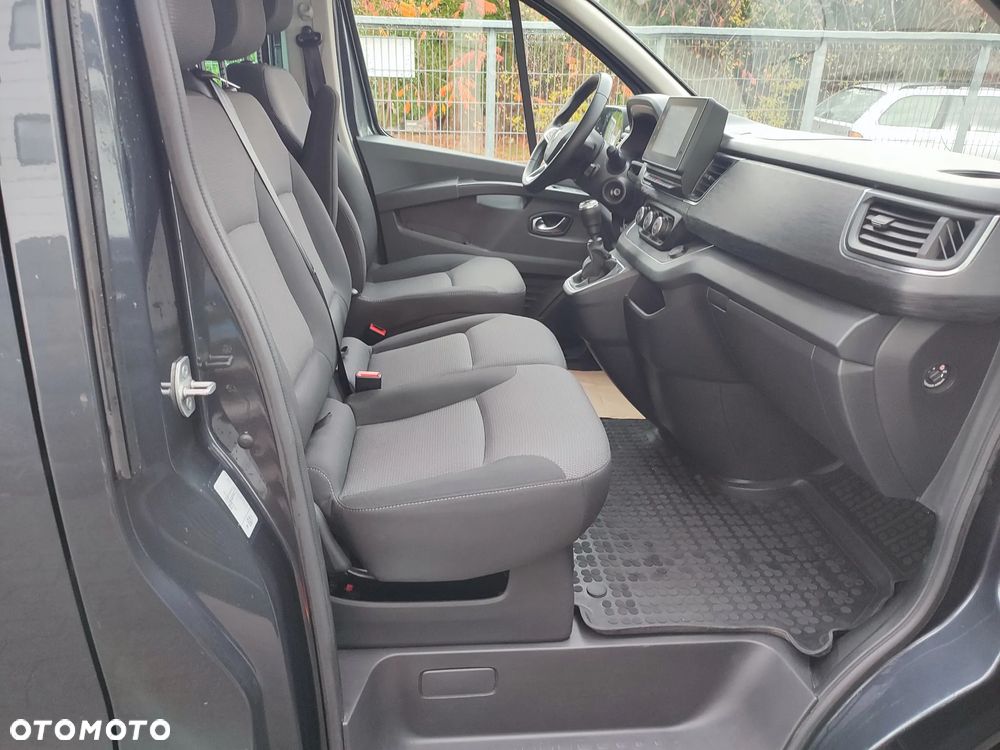 Renault Trafic SpaceClass 2.0 dCi - 25