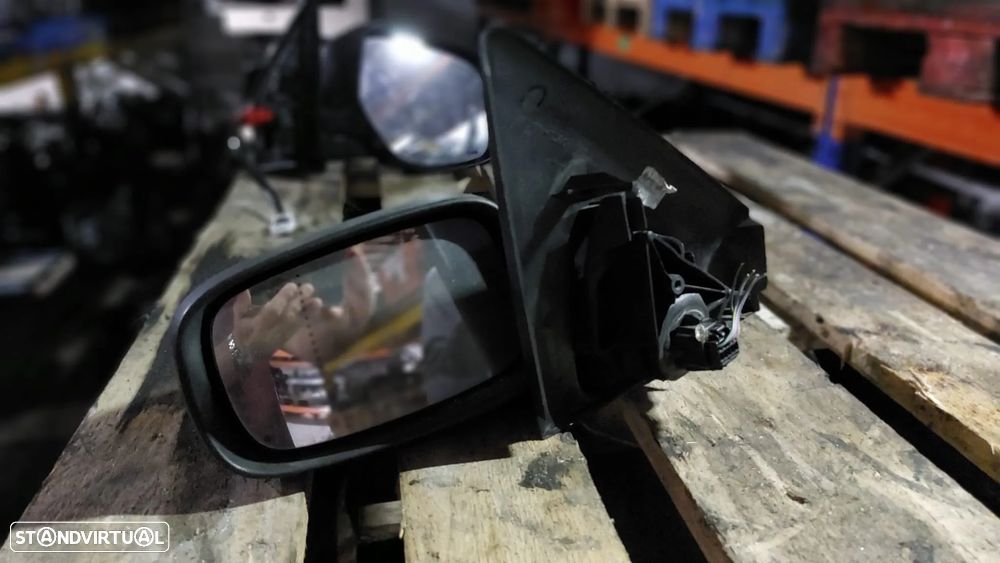 Retrovisor Renault Megane II Esquerdo