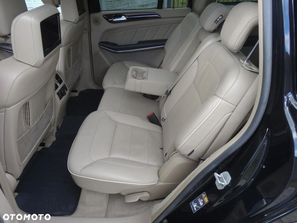 Mercedes-Benz GL - 24
