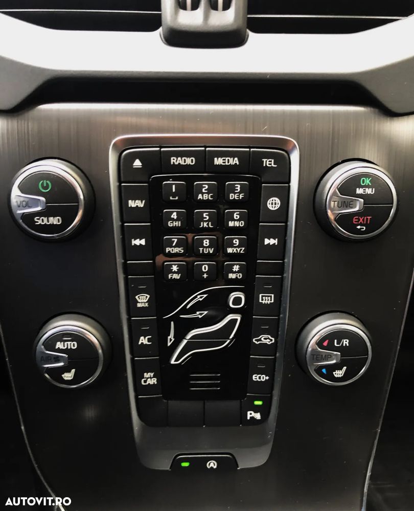 Volvo V40 D3 Geartronic Momentum - 20