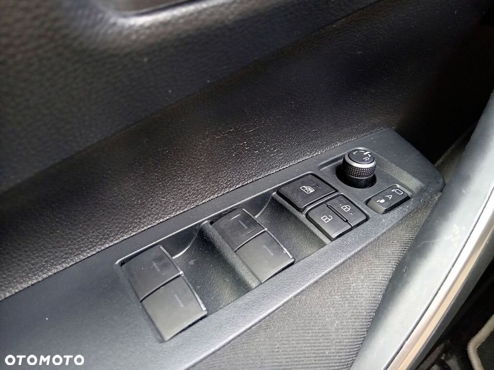 Toyota Corolla 1.8 Hybrid Comfort - 20