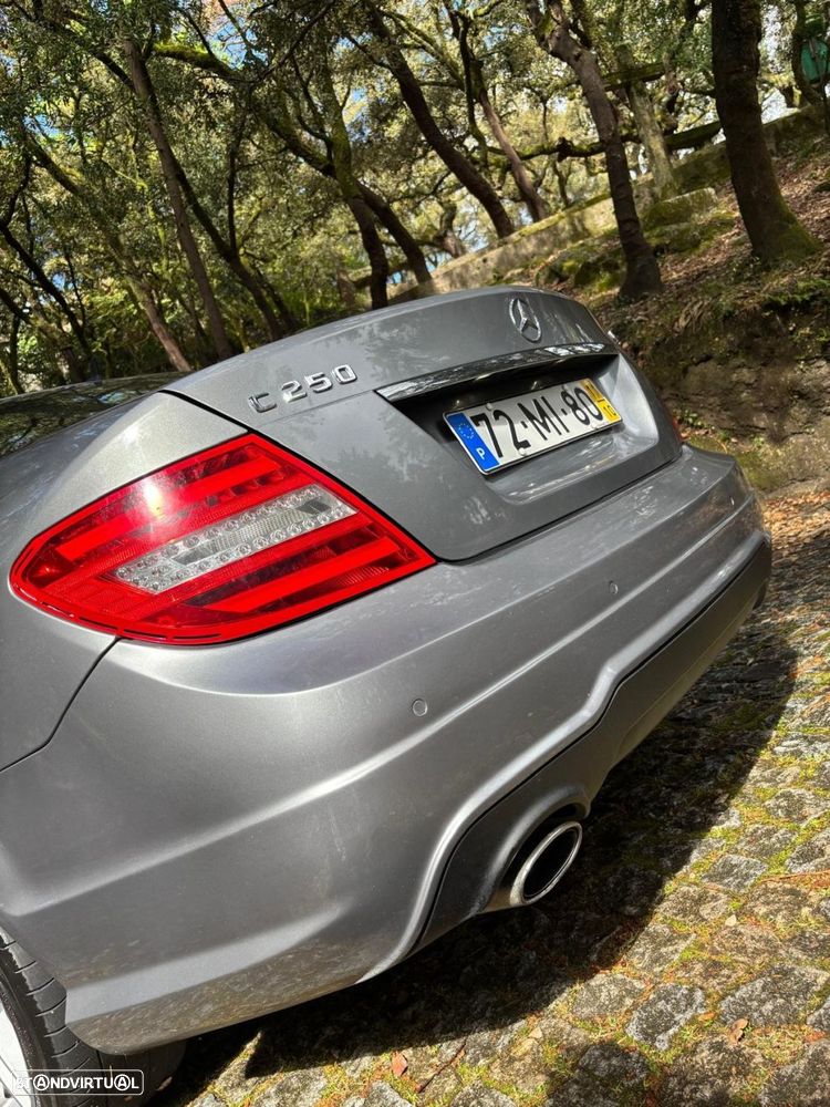 Mercedes-Benz C 250 - 11