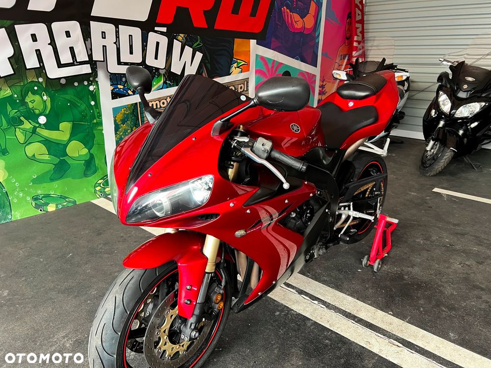 Yamaha YZF - 22