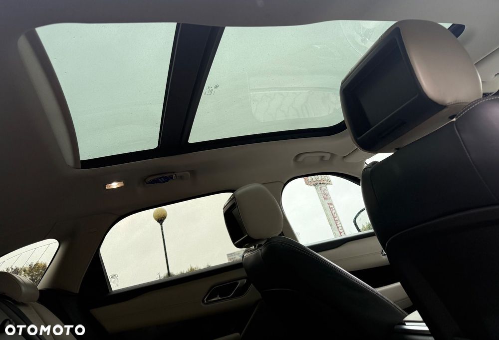 Land Rover Range Rover Velar 3.0d R-Dynamic HSE - 13