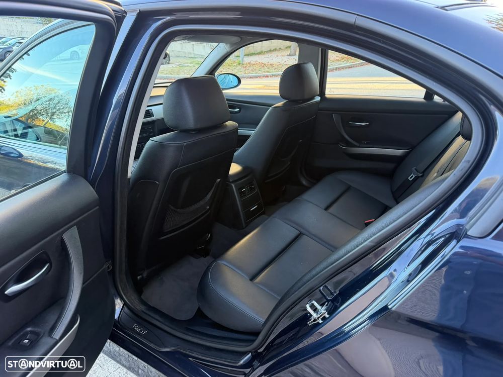 BMW 320 d Exclusive - 5