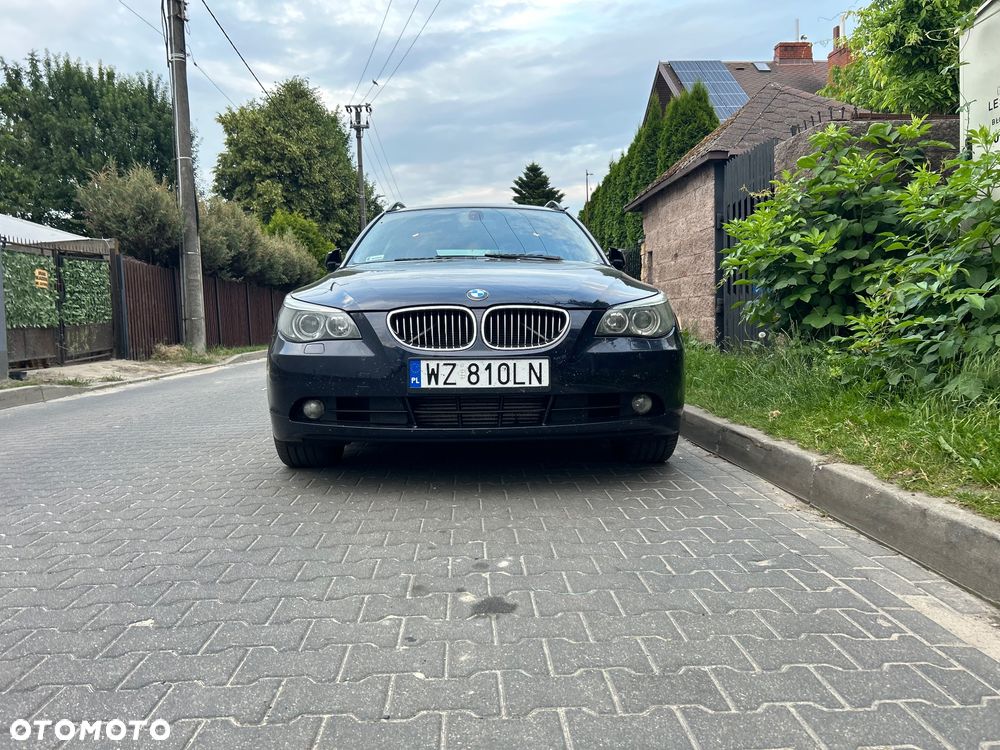 BMW Seria 5 525d - 2