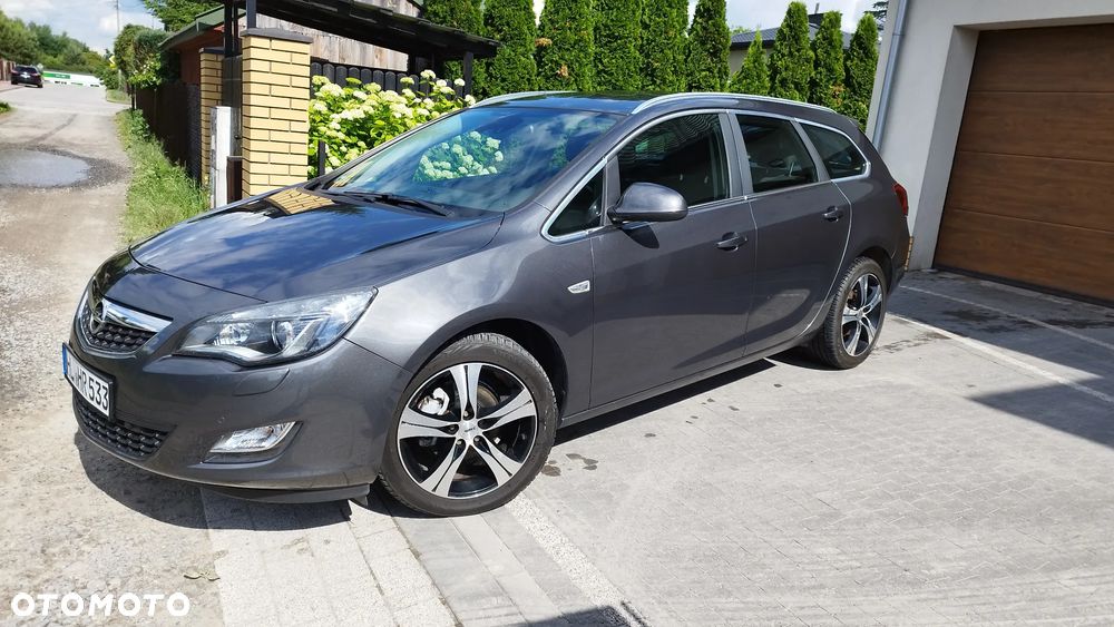 Opel Astra 1.4 T Cosmo - 23