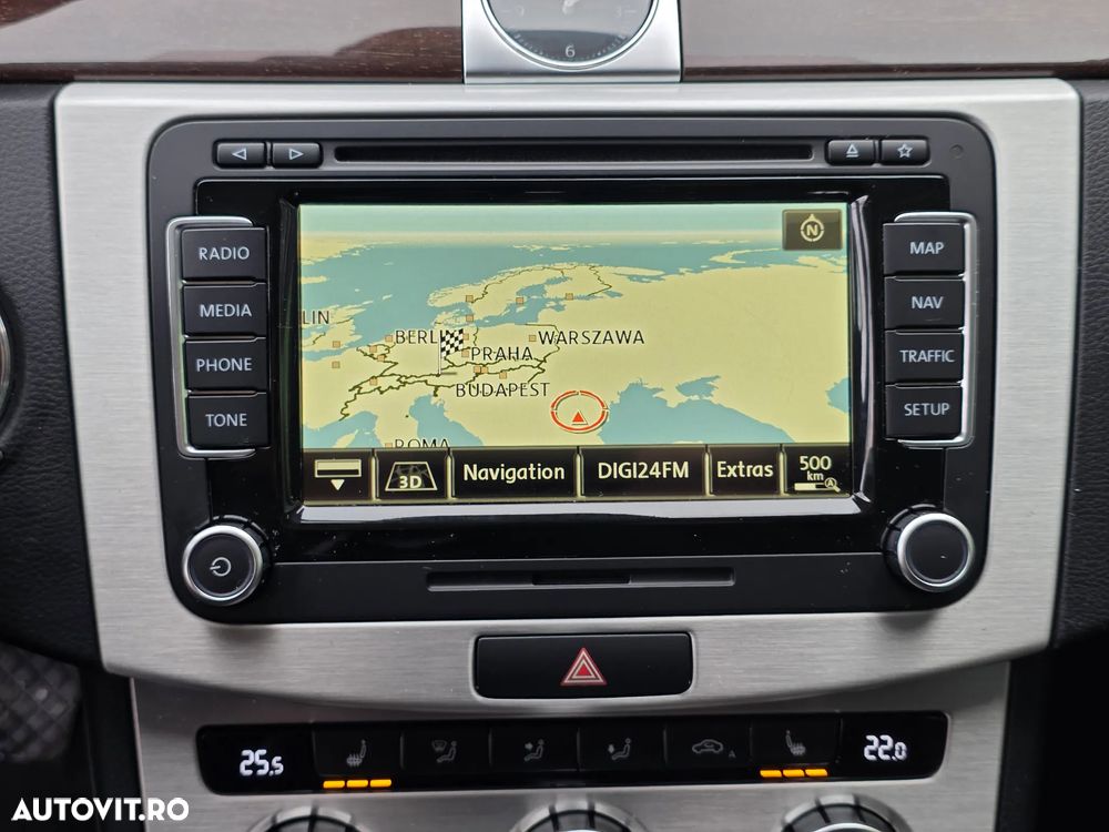 Volkswagen Passat Variant 2.0 TDI 4Motion DSG BlueMotion Tech Highline - 18