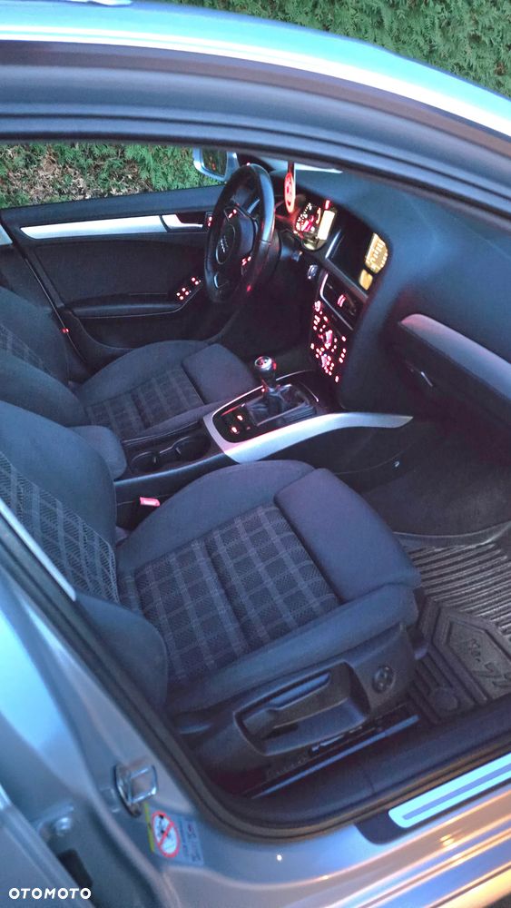 Audi A4 Avant - 6