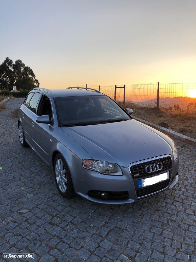 Audi A4 Avant 2.0 TDi - 1