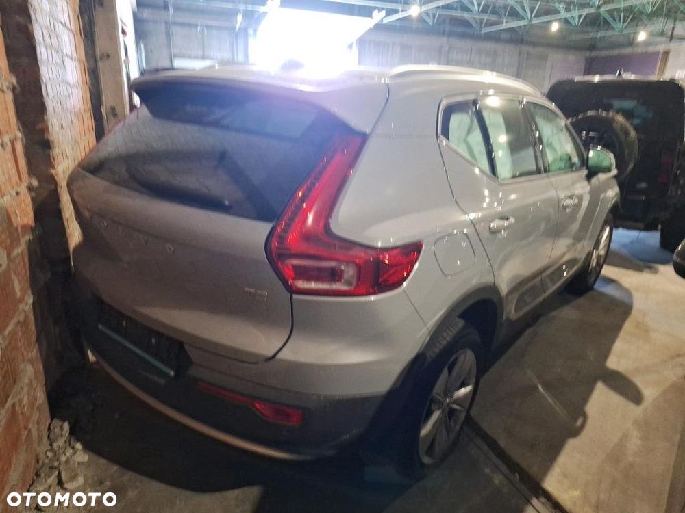 Volvo XC 40 - 11