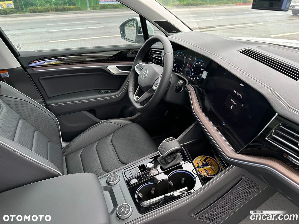 Volkswagen Touareg 3.0 V6 TDI SCR 4Mot Elegance - 4