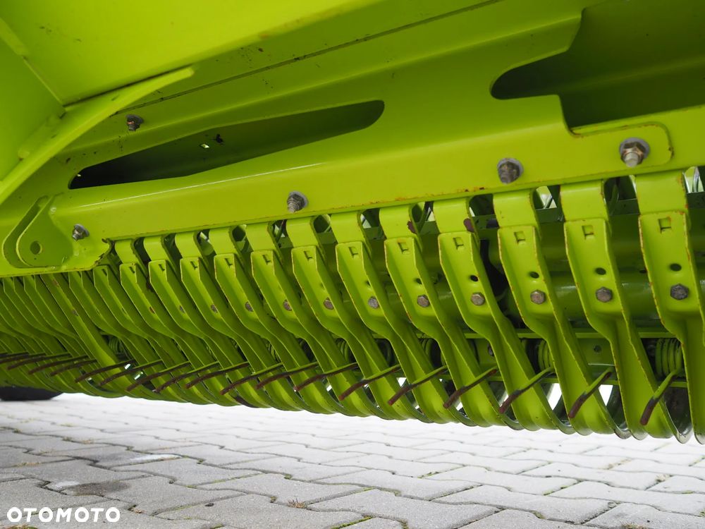 Claas PICK UP 300 HD - 7