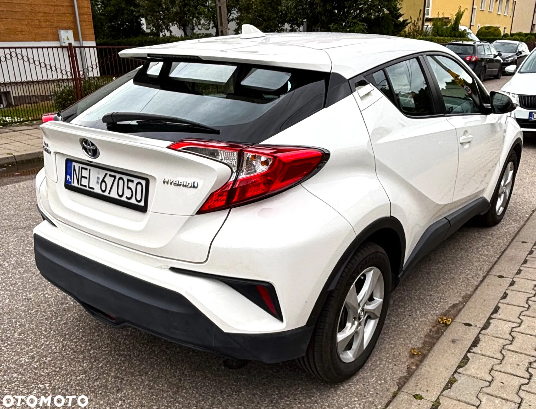 Toyota C-HR 1.8 Hybrid Comfort - 2