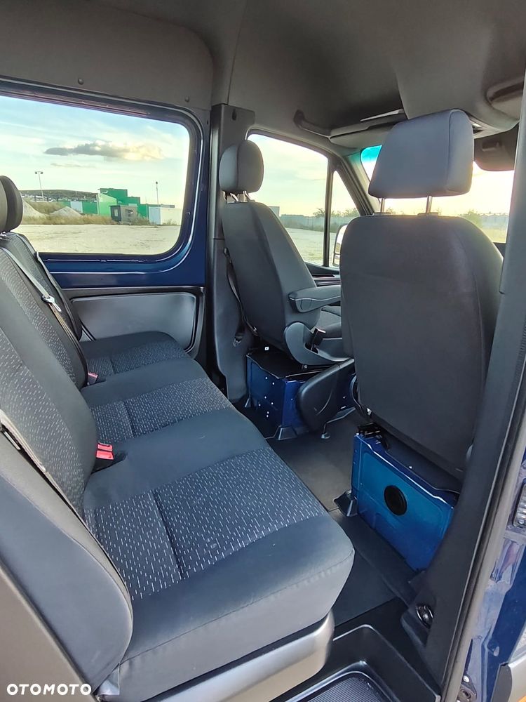 Mercedes-Benz Sprinter - 15