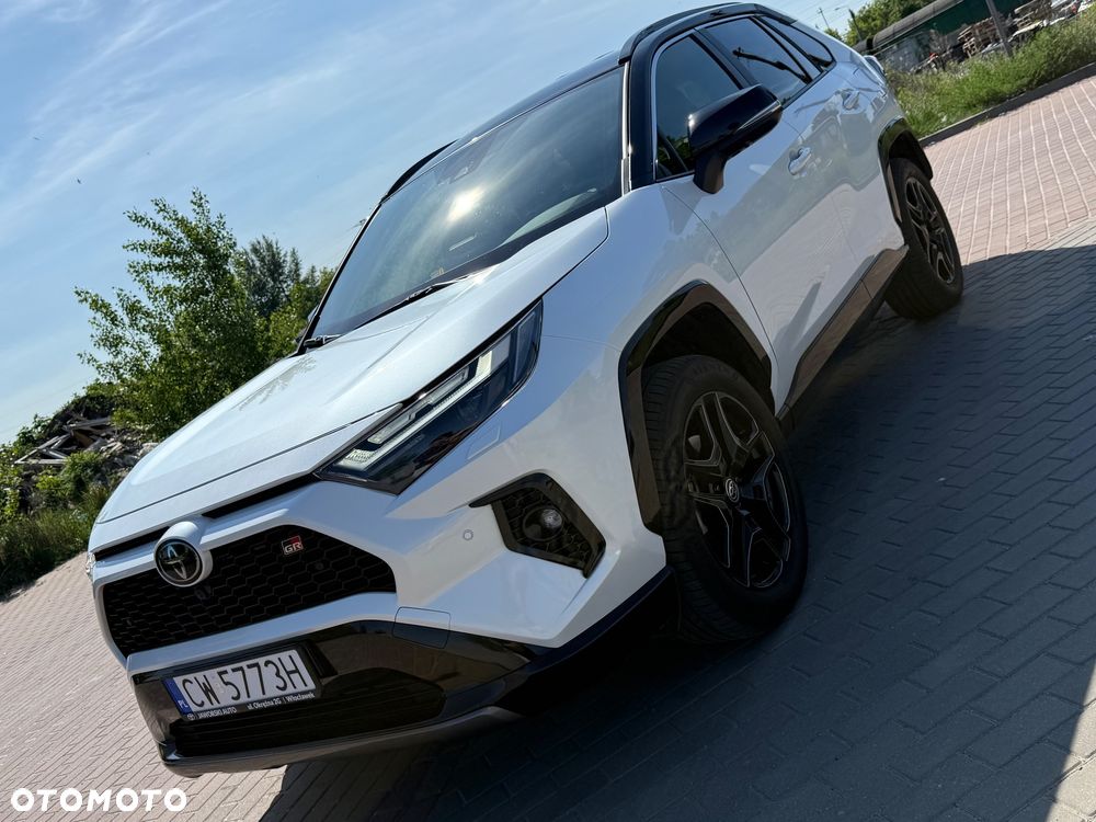 Toyota RAV4 - 1