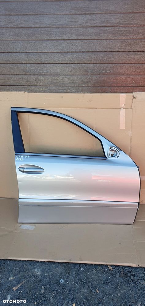 Drzwi prawy przód przednie prawe Mercedes E-Klasa W211 C723 - 1