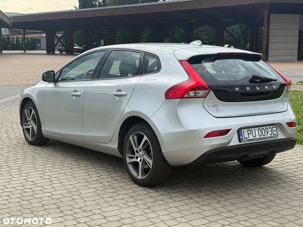 Volvo V40 T2 Drive-E Momentum - 3