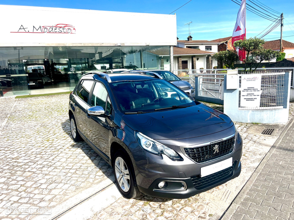 Peugeot 2008 1.2 PureTech Signature