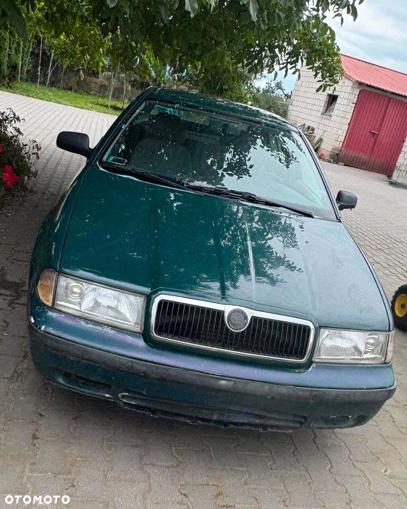 Skoda Octavia 1.6 Classic - 2
