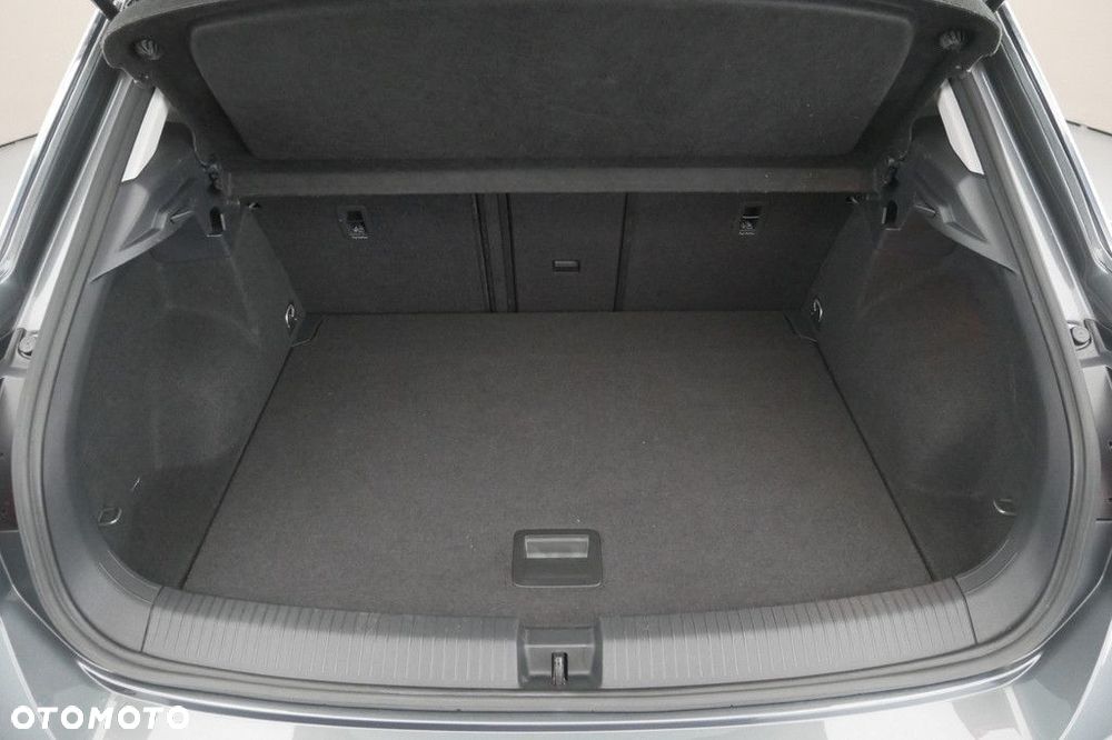 Volkswagen T-Roc 1.5 TSI Life - 16