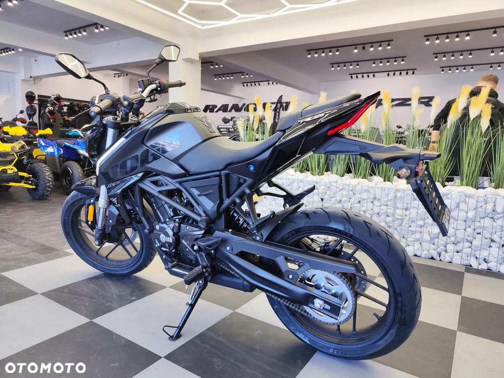VOGE R125 - 5