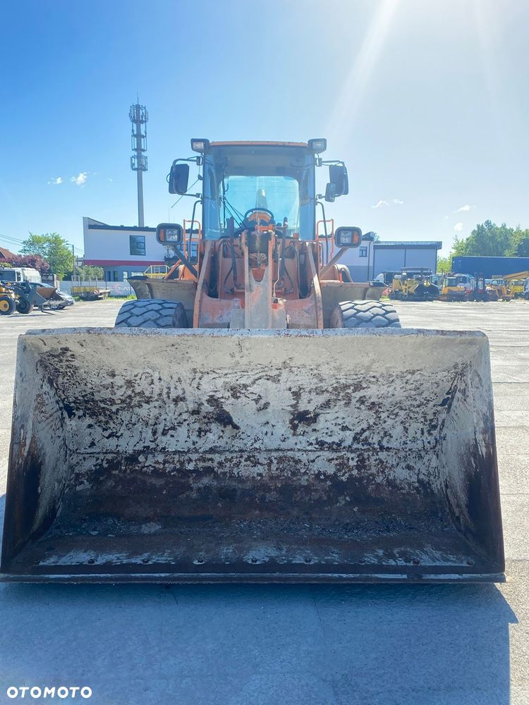 Doosan DL 300 Łyżka+Widły+Szybkozłałcze - 14