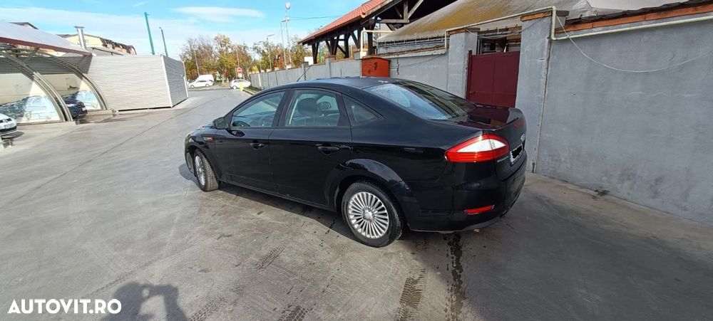 Ford Mondeo 2.0 Trend - 4