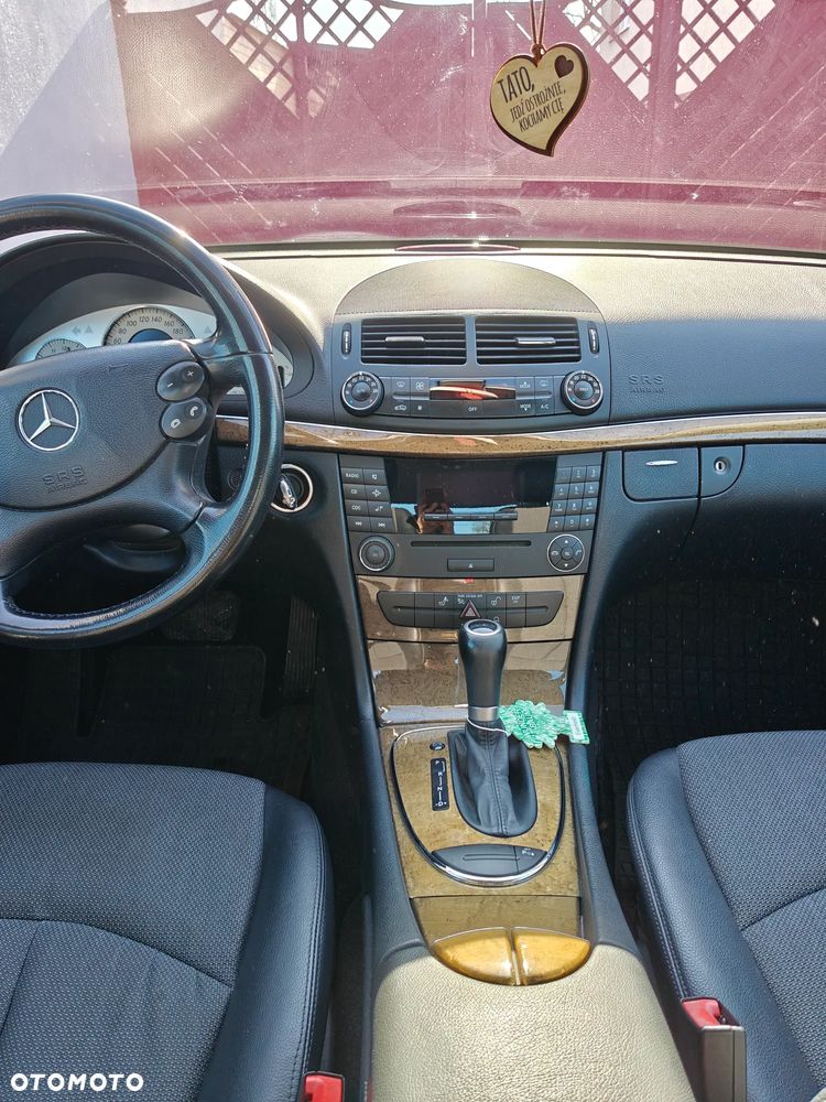 Mercedes-Benz Klasa E - 7