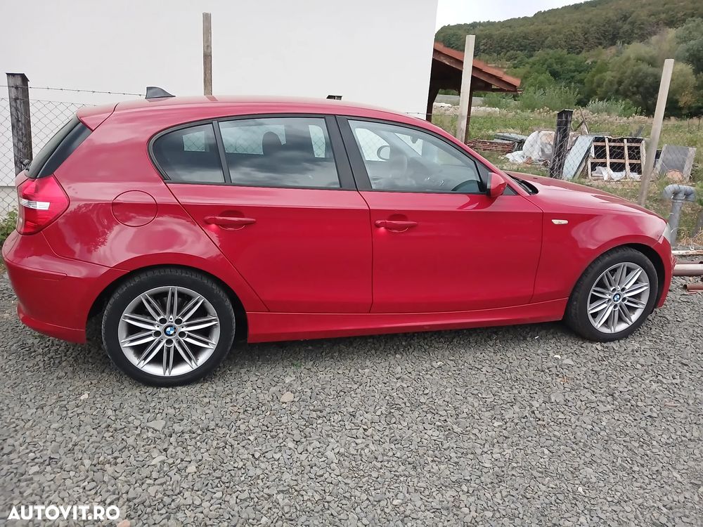 BMW Seria 1 118i - 12