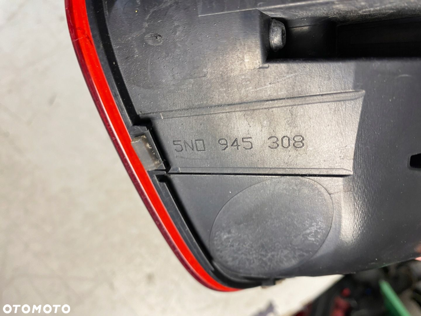 VW TIGUAN I LIFT R-LINE LAMPY TYŁ KOMPLET LED - 16