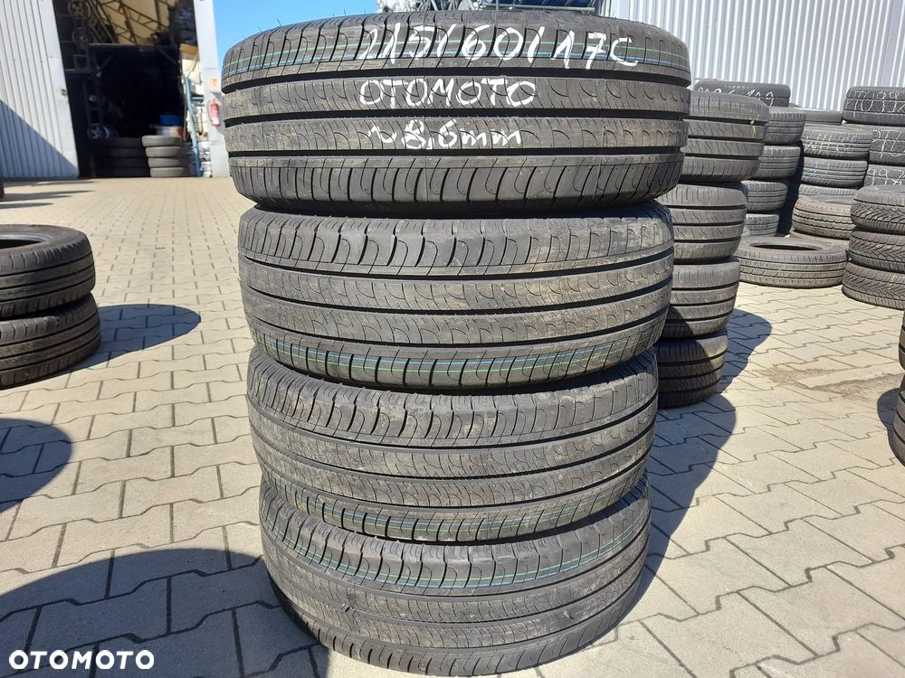 Opony letnie GOODYEAR EfficientGrip Cargo 109/107H 215/60 R17C - 1
