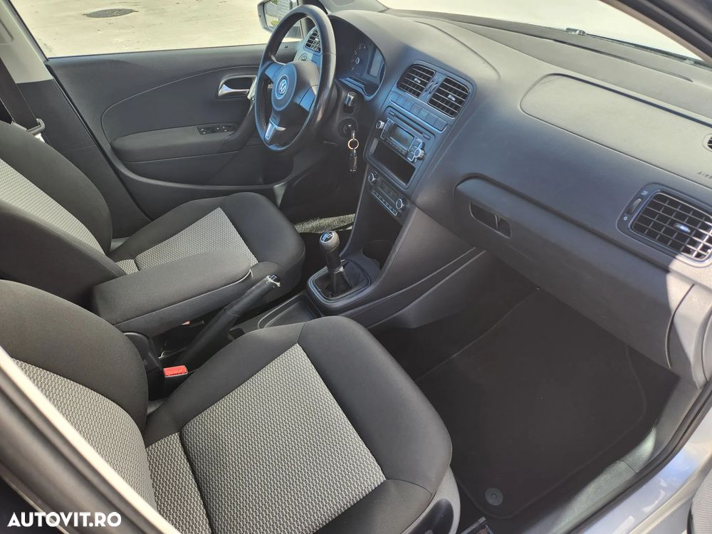 Volkswagen Polo 1.2 Comfortline - 9