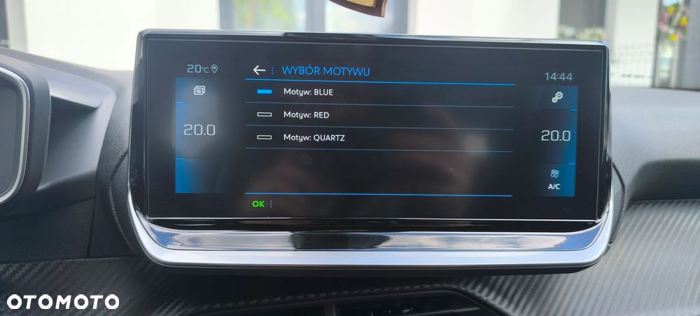 Peugeot 2008 PureTech 130 EAT8 Allure Pack - 28