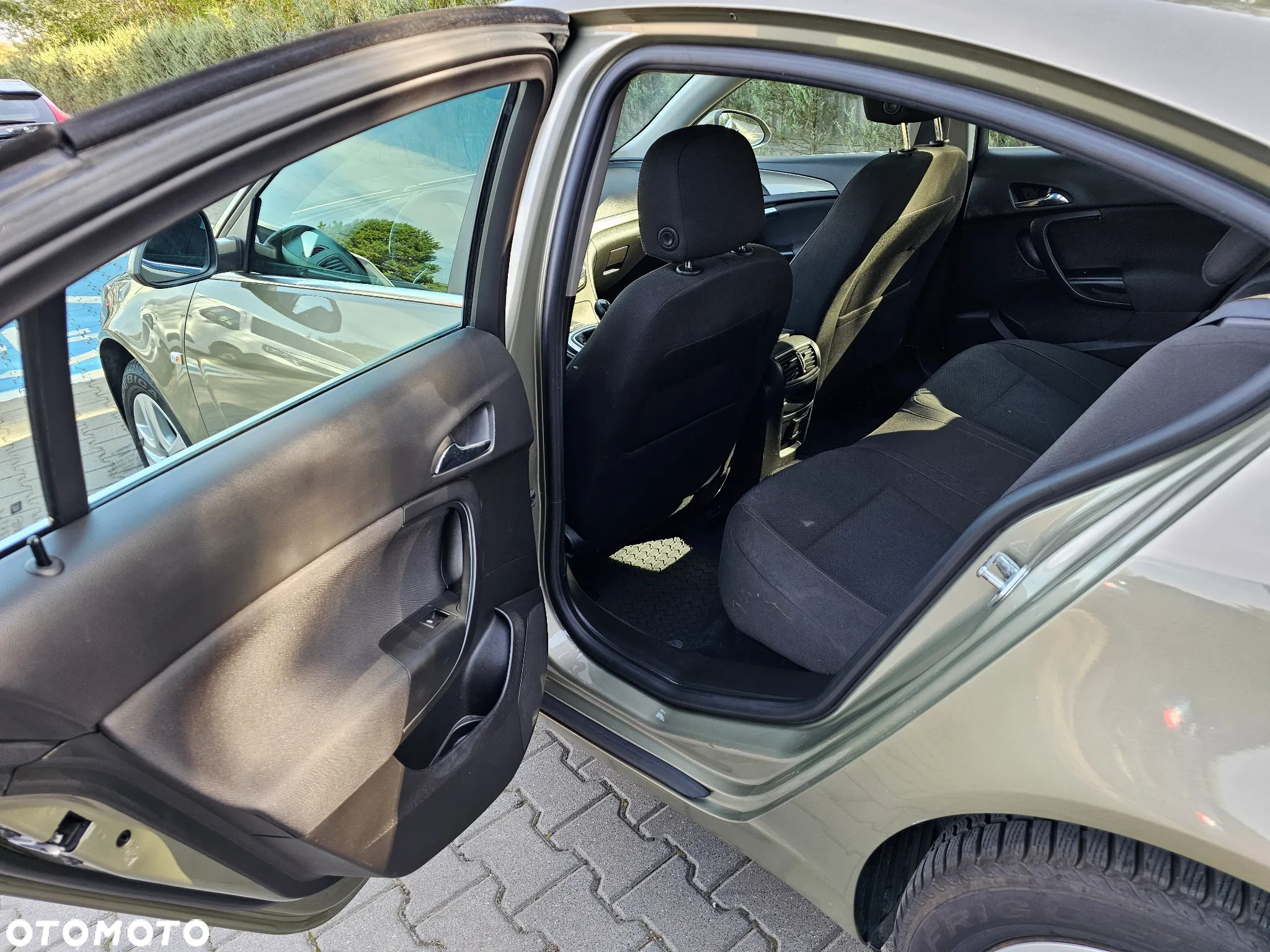 Opel Insignia 1.6 CDTI EcoFLEX S&S - 13