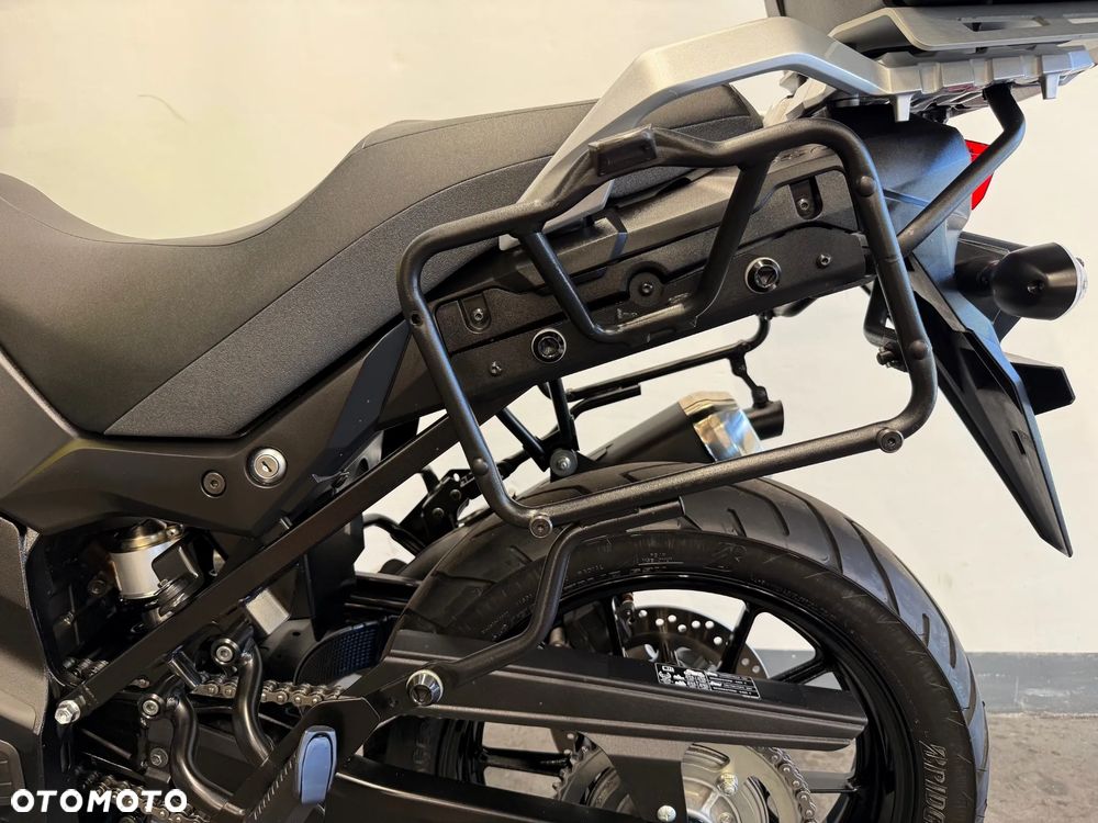 Suzuki V-STROM - 28