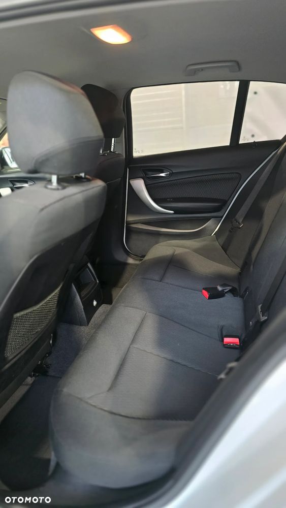 BMW Seria 1 118i - 14