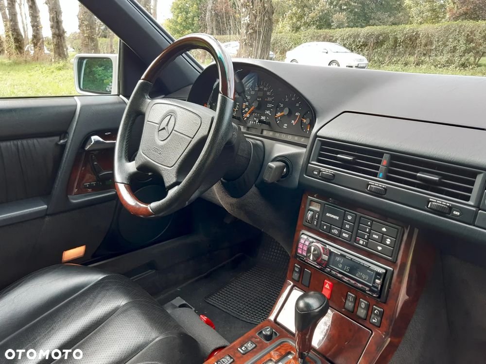 Mercedes-Benz SL - 17