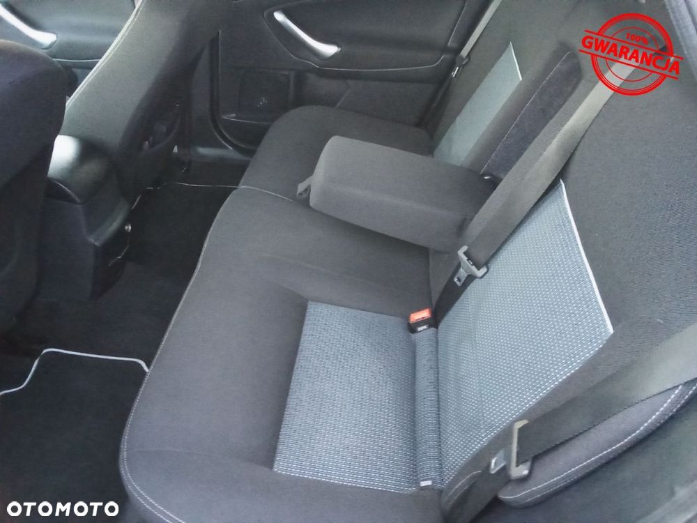 Ford Mondeo 2.0 TDCi Titanium - 24