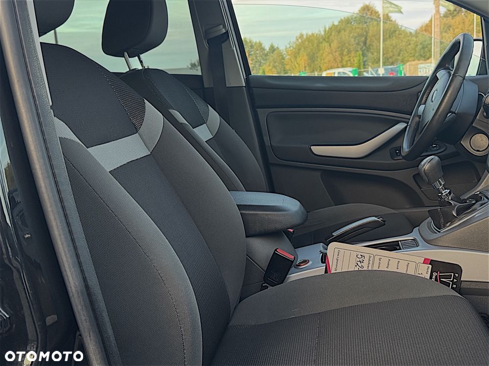 Ford Kuga 2.0 TDCi Titanium - 5