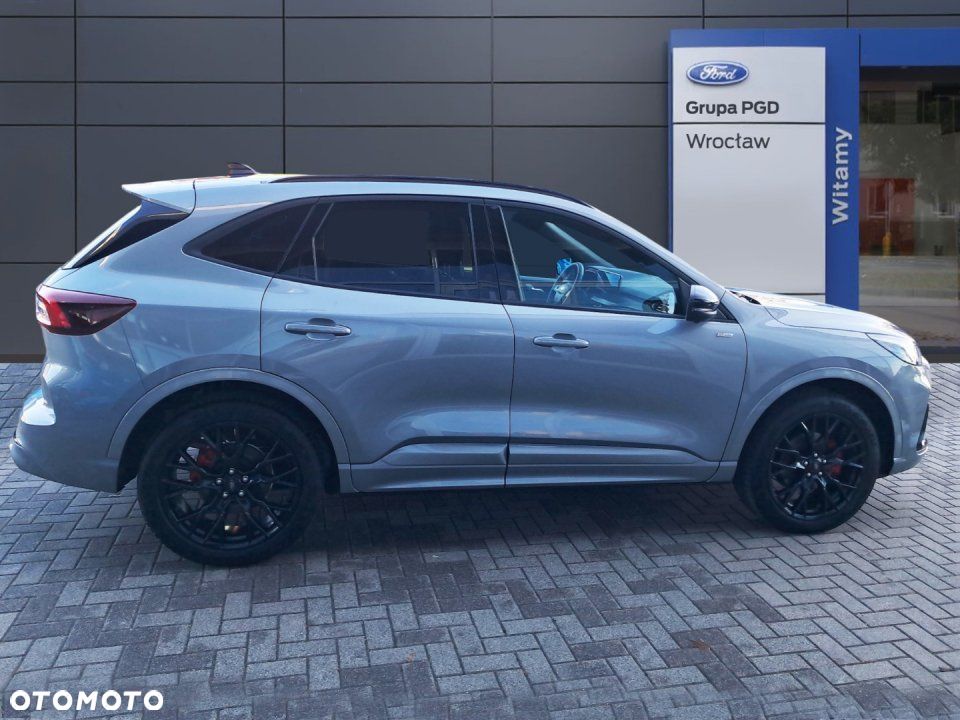 Ford Kuga - 4