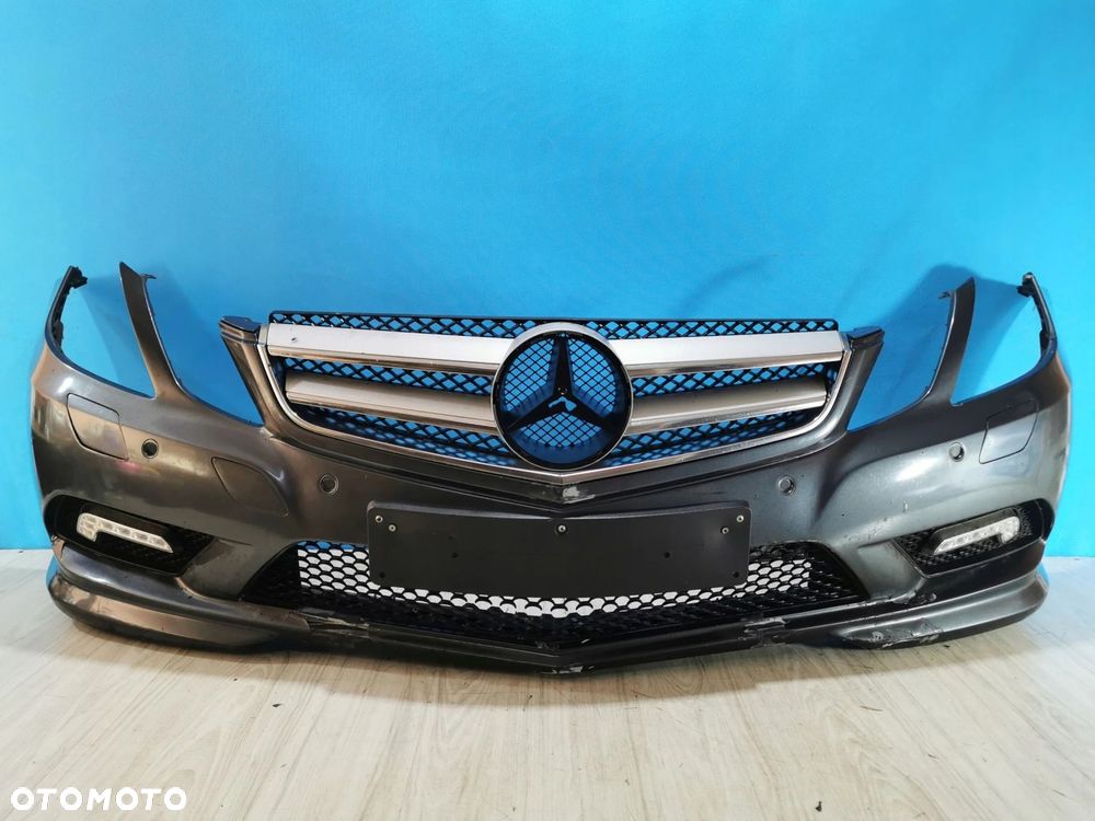 Mercedes E-Klasa W212 AMG zderzak grill przód PDC spryski LED - 1