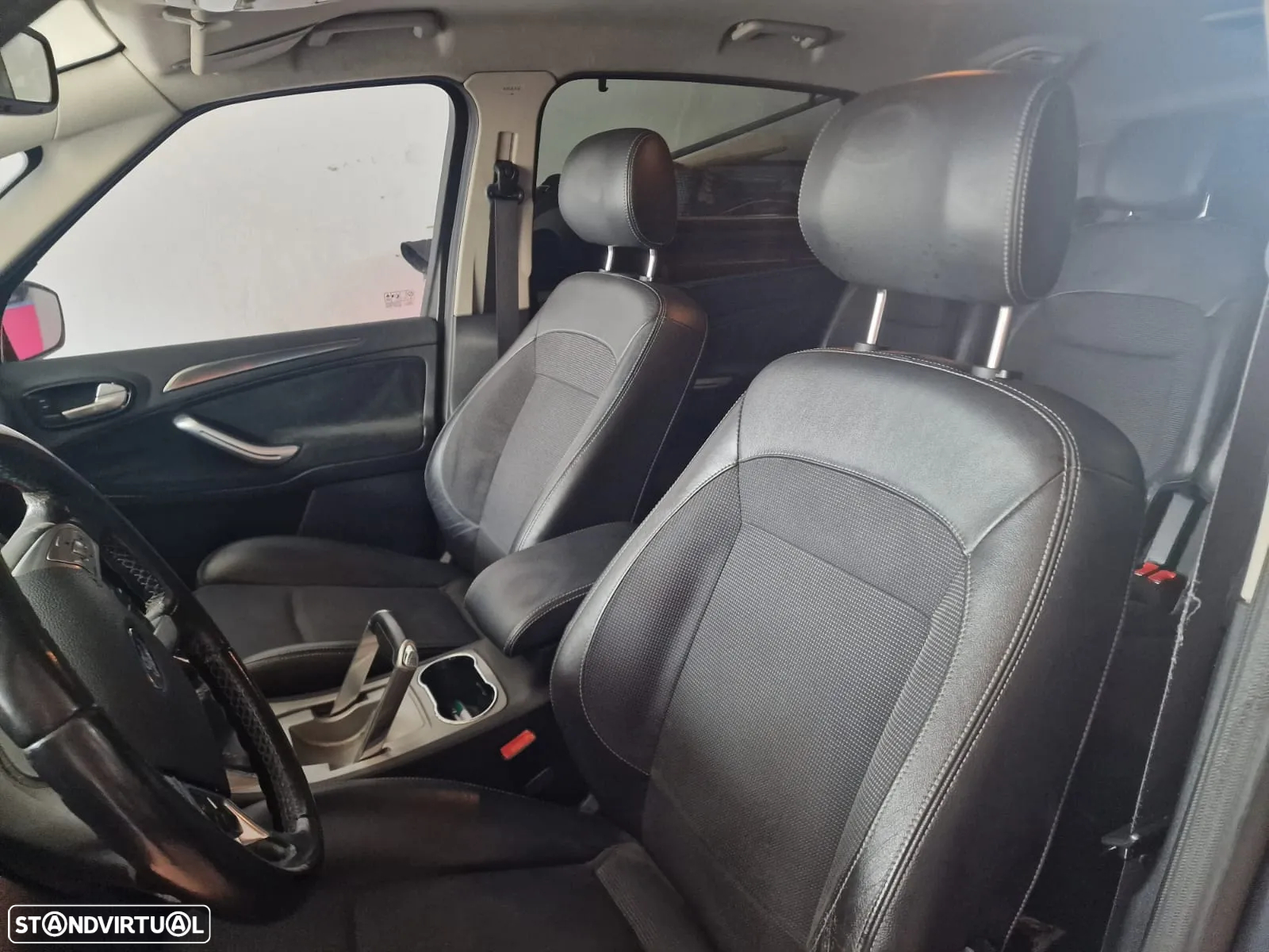 Ford S-Max 1.8 TDCi Titanium 7L - 6