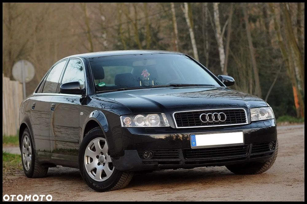 Audi A4 Limousine - 13